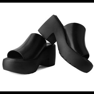 TUK mules